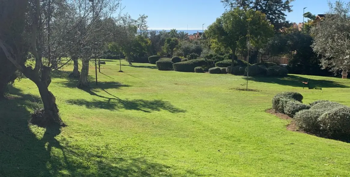 Продажа  жилого участка в The Golden Mile 7