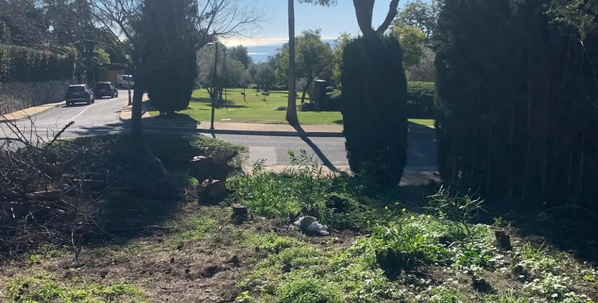 Продажа  жилого участка в The Golden Mile 17