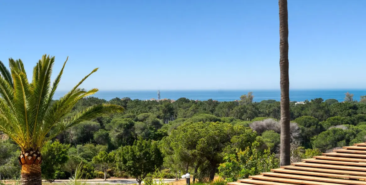 Venta de villa independiente en Elviria 43