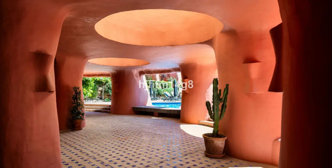 Продажа двухуровневого пентхауса в Estepona 44