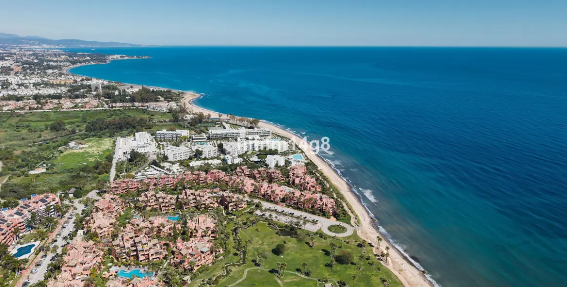 Продажа двухуровневого пентхауса в Estepona 58