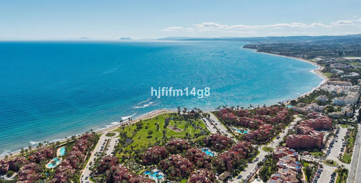 Продажа двухуровневого пентхауса в Estepona 60