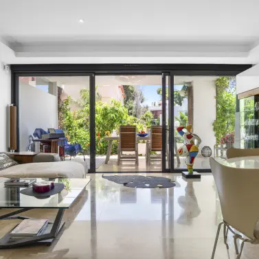 Alquiler a largo plazo de casa pareada en The Golden Mile