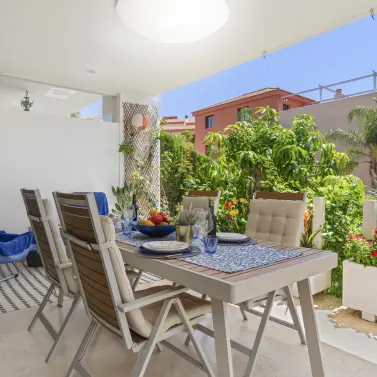 Alquiler a largo plazo de casa pareada en The Golden Mile