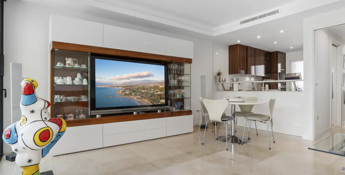 Alquiler a largo plazo de casa pareada en The Golden Mile 6