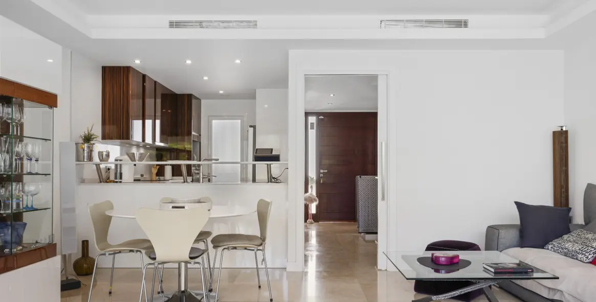 Alquiler a largo plazo de casa pareada en The Golden Mile 7