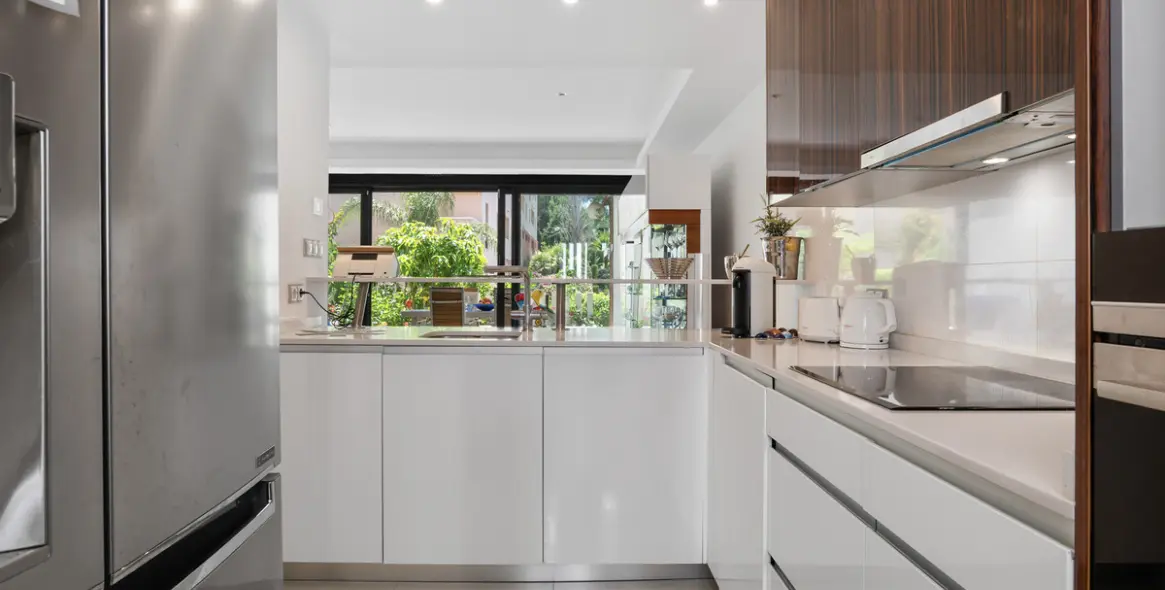 Alquiler a largo plazo de casa pareada en The Golden Mile 9