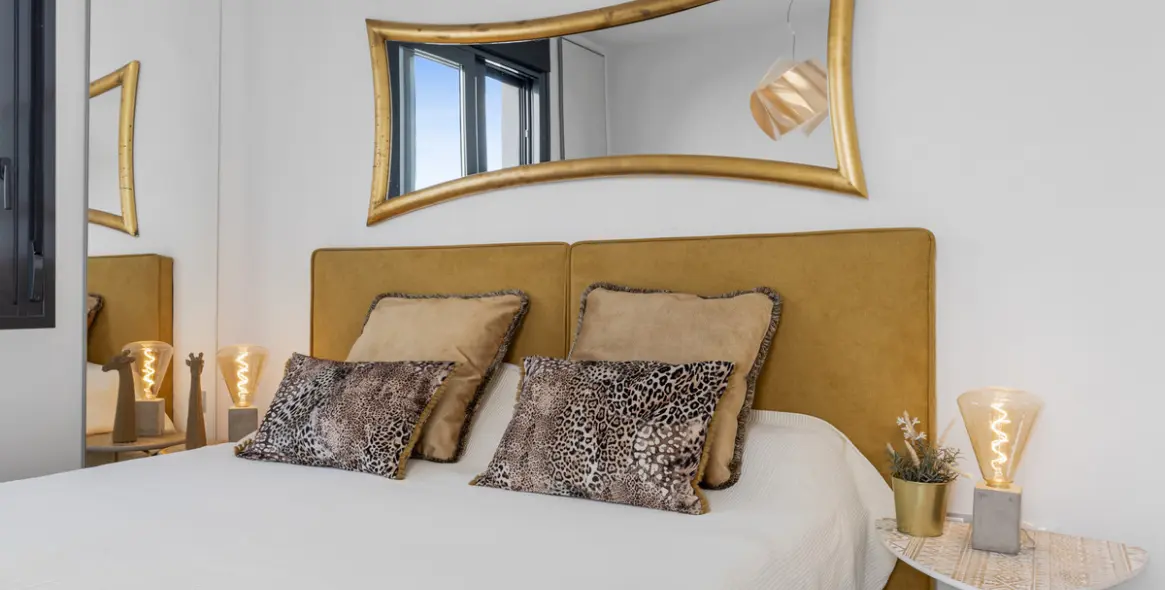 Alquiler a largo plazo de casa pareada en The Golden Mile 19