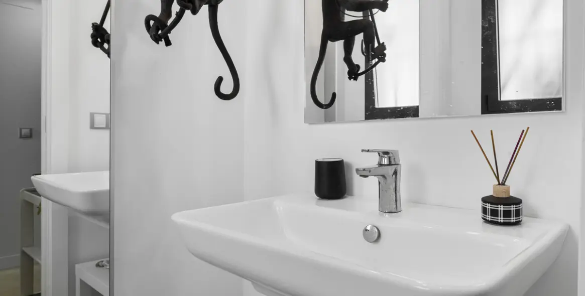 Alquiler a largo plazo de casa pareada en The Golden Mile 20