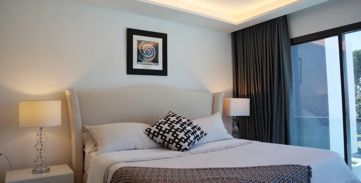 Alquiler a largo plazo de casa pareada en Estepona 10