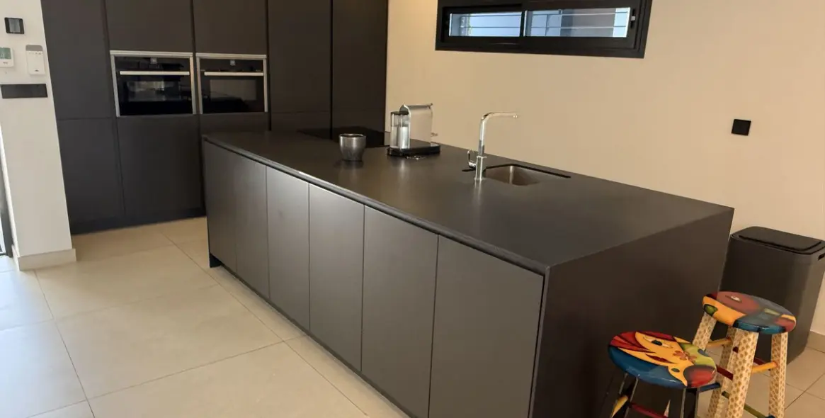 Long-term rent of semi-detached house in Estepona 32