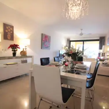 Venta de apartamento en planta baja en Estepona