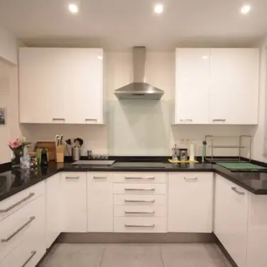 Venta de apartamento en planta baja en Estepona