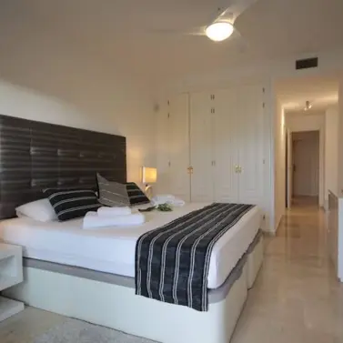 Venta de apartamento en planta baja en Estepona