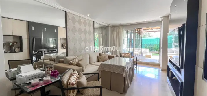 Venta de apartamento en planta baja en Marbella 1