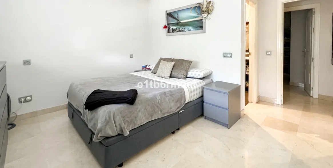 Venta de apartamento en planta baja en Marbella 7