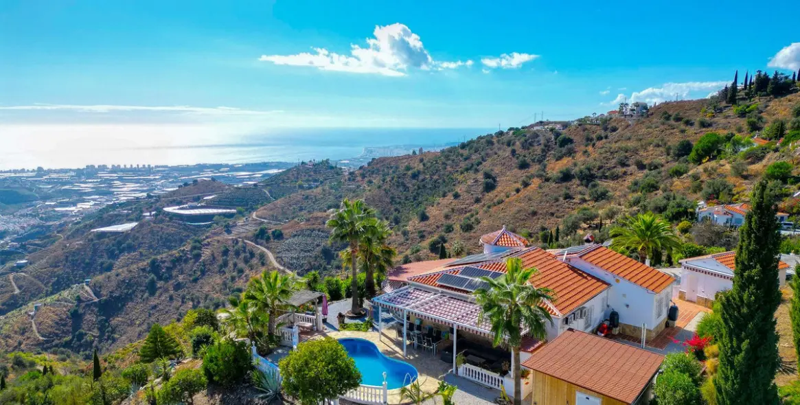 Venta de villa independiente en Arenas 1