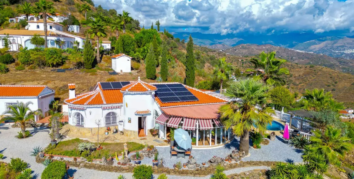 Venta de villa independiente en Arenas 3