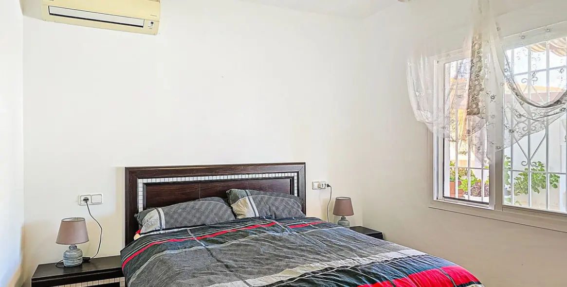 Venta de villa independiente en Arenas 28