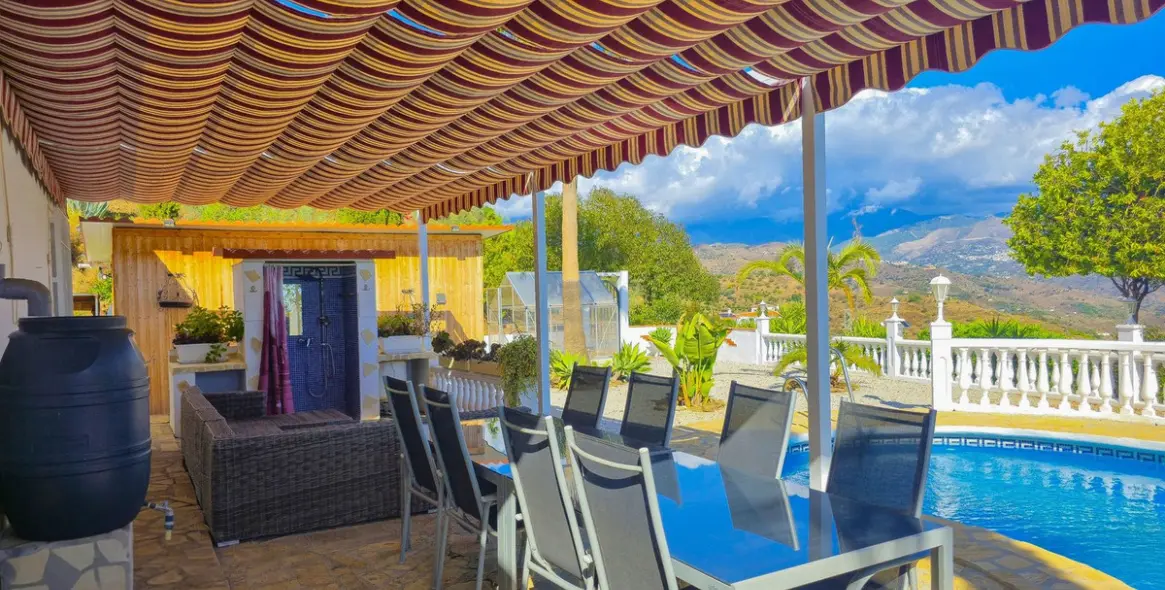 Venta de villa independiente en Arenas 42