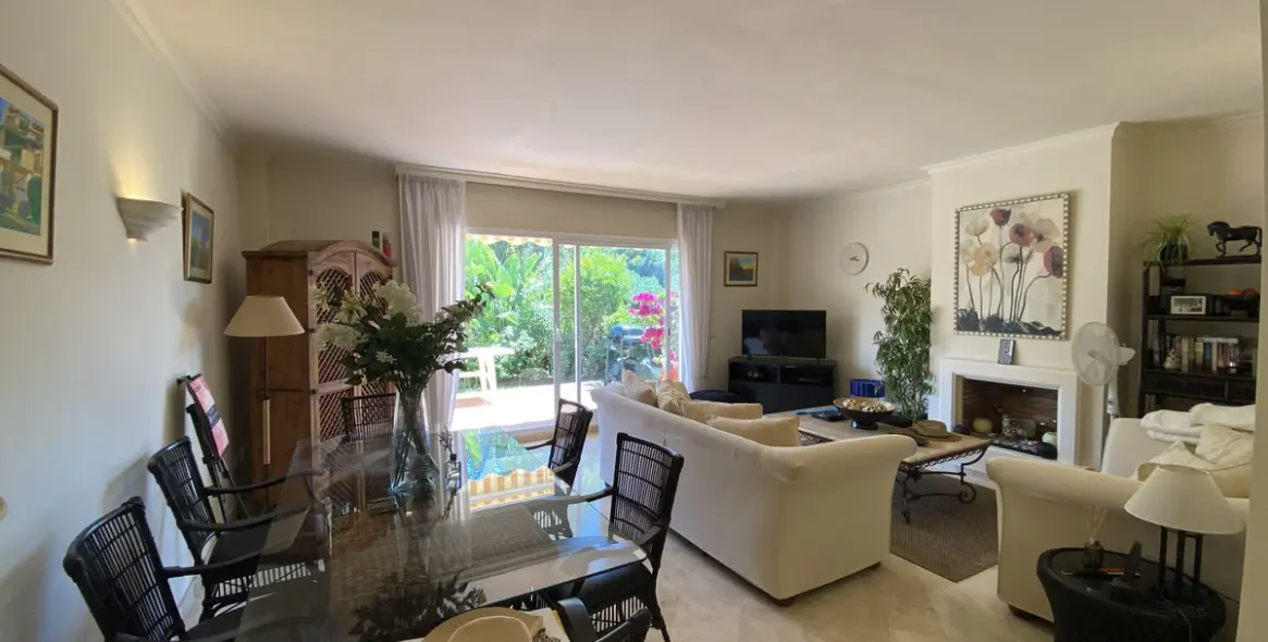 Продажа двухуровневых апартаментов в La Quinta 3