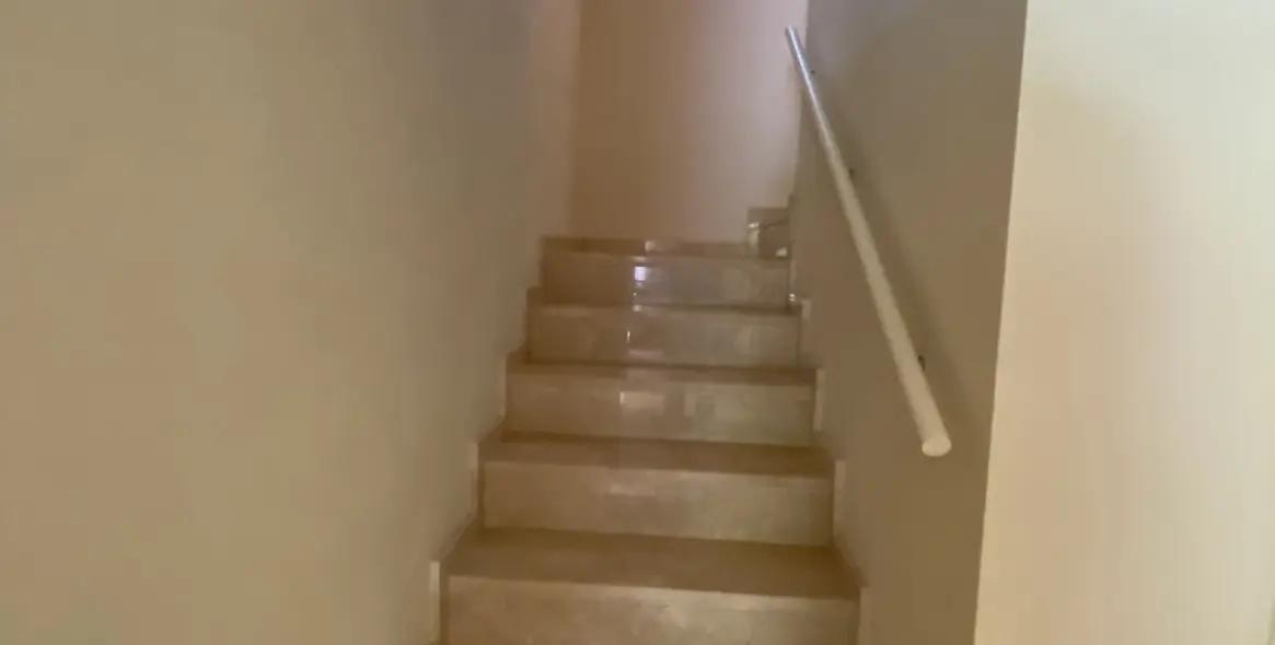 Продажа двухуровневых апартаментов в La Quinta 12