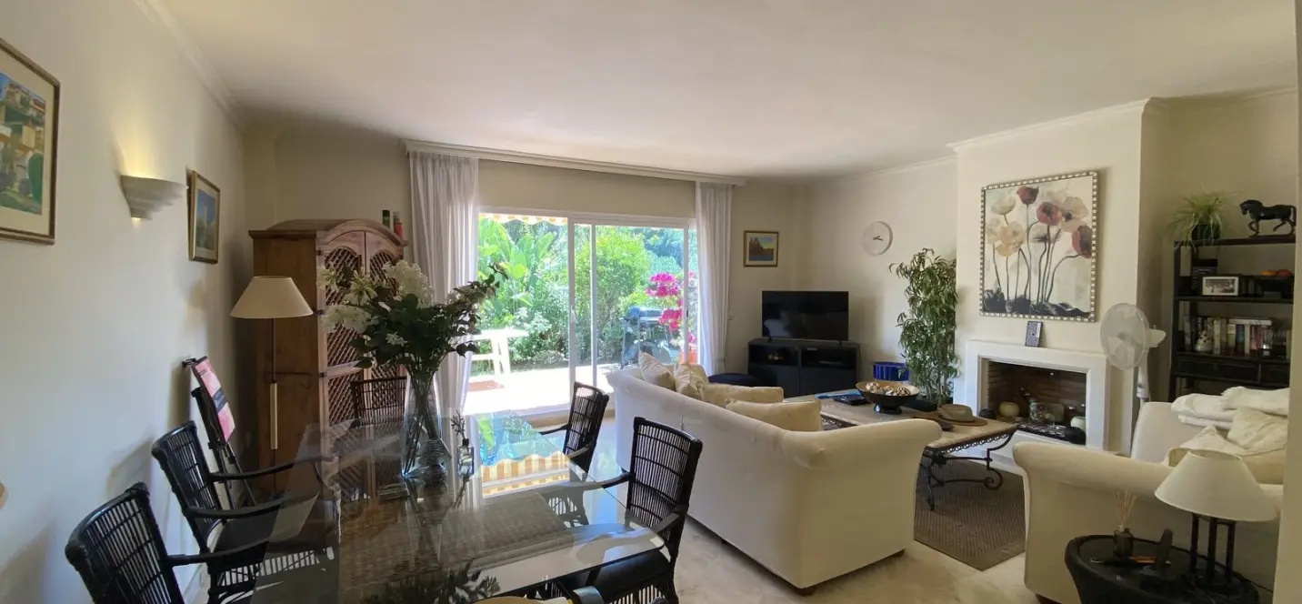 Sale of duplex in La Quinta 2