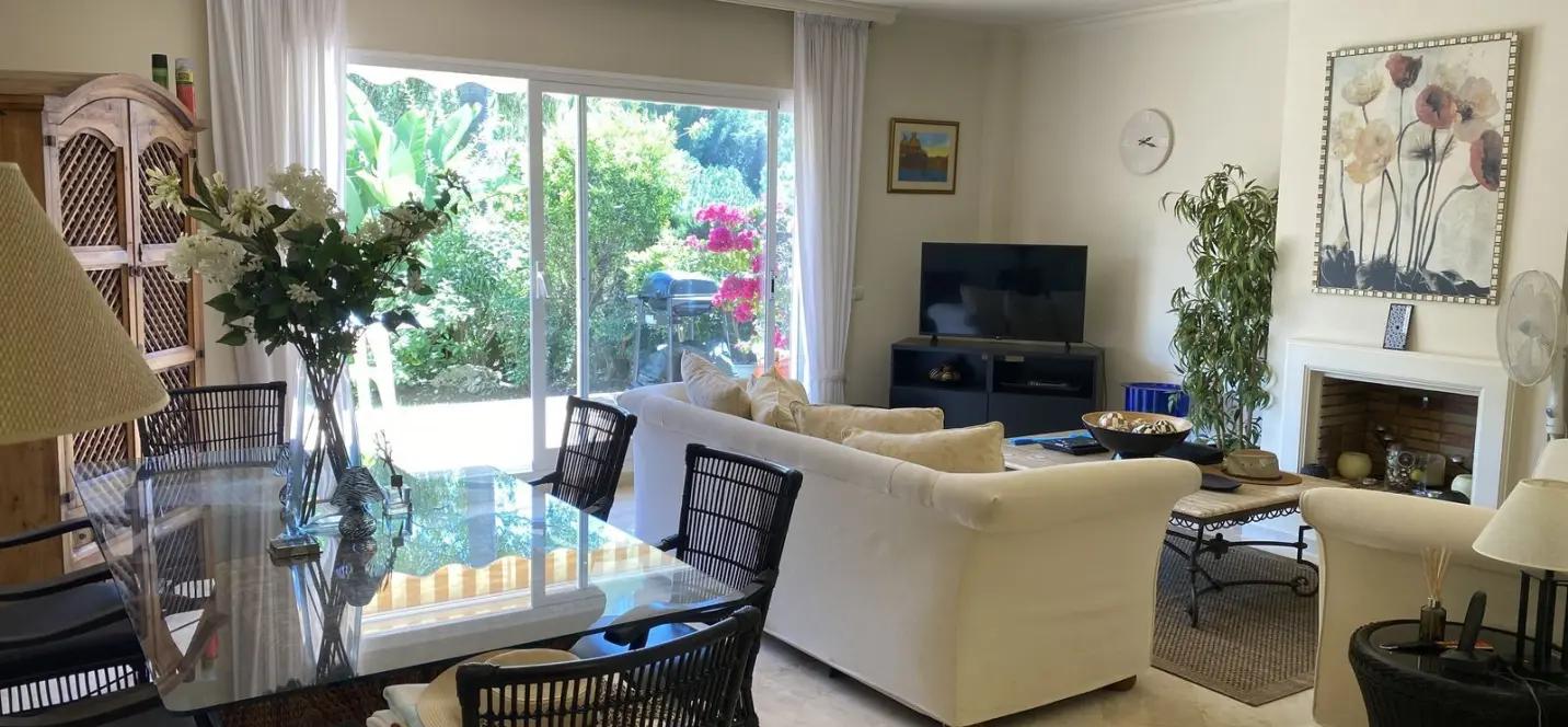 Sale of duplex in La Quinta 3