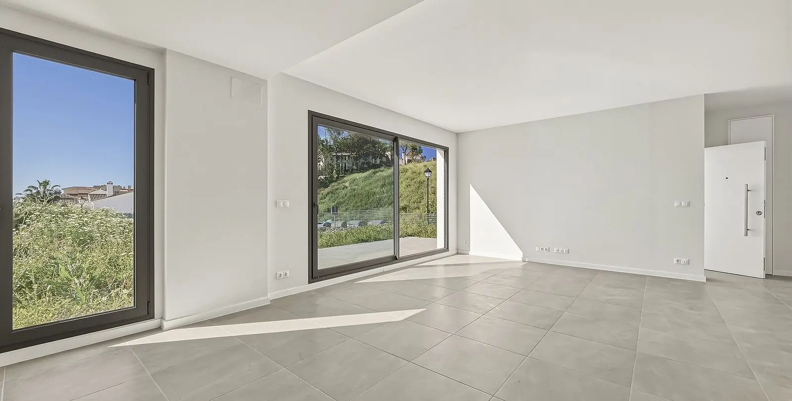 Sale of detached villa in Mijas Costa 21