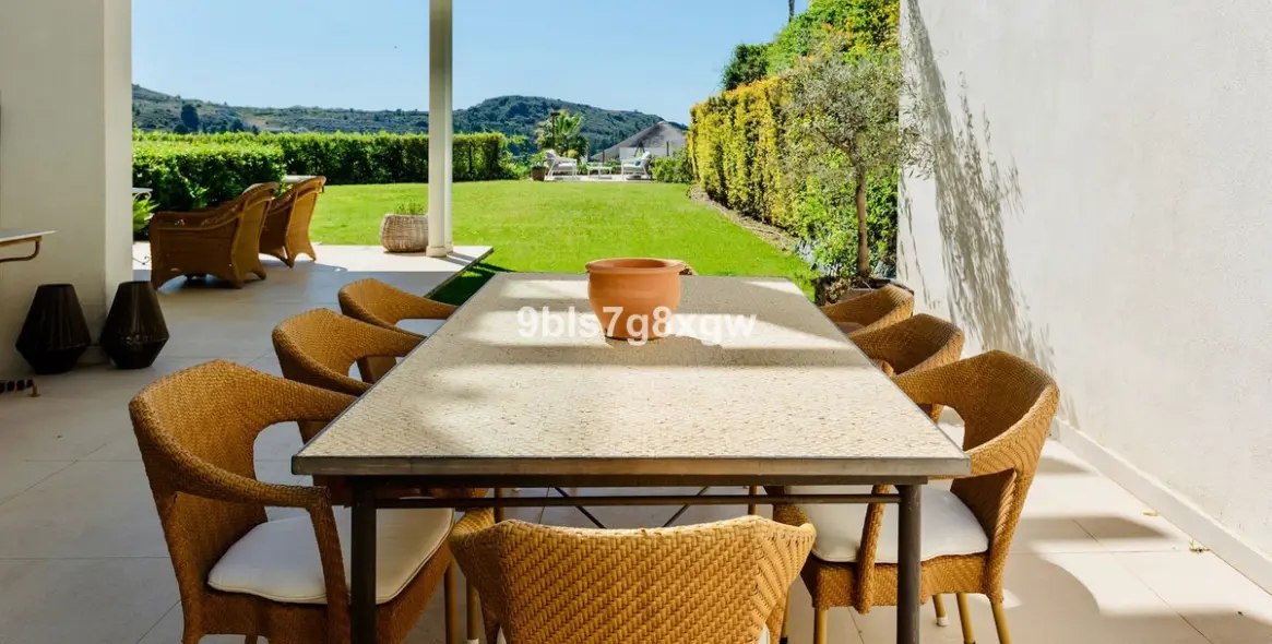 Продажа апартаментов на первом этаже в Benahavís 16