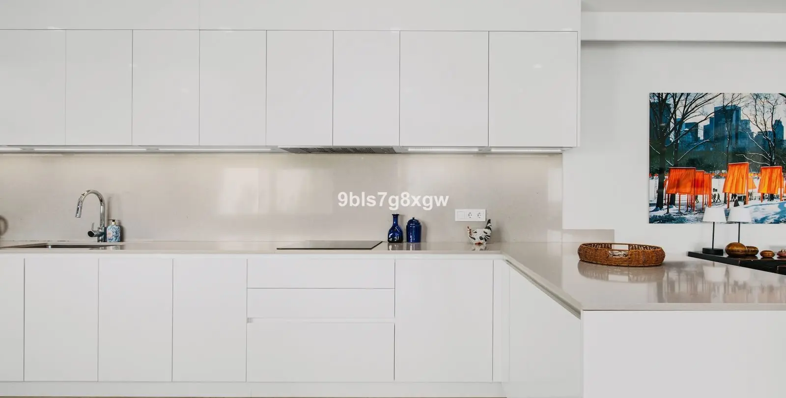 Sale of ground floor apartment in Benahavís 5