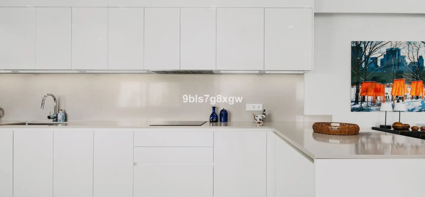 Sale of ground floor apartment in Benahavís 4
