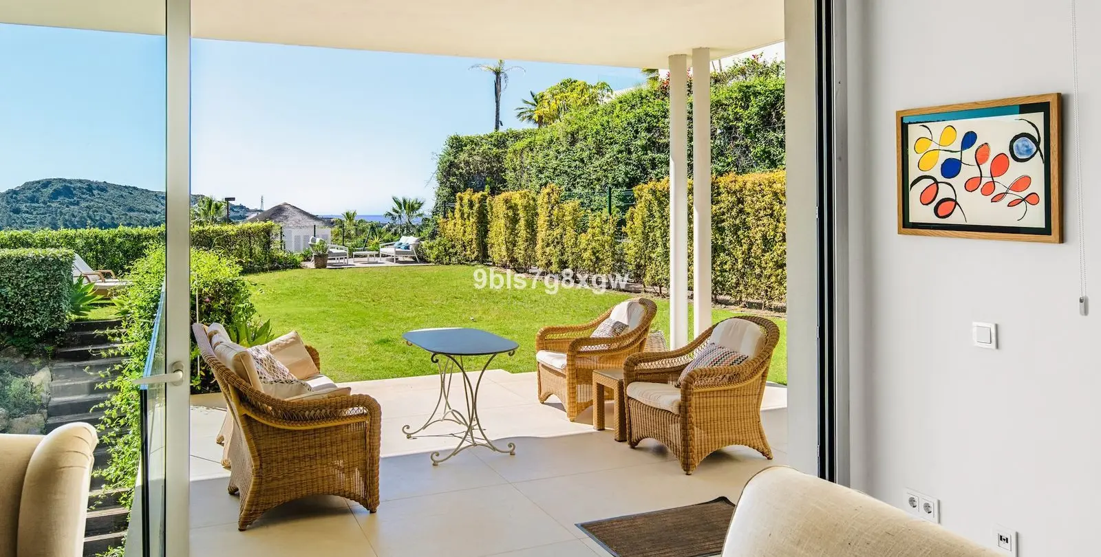 Sale of ground floor apartment in Benahavís 19