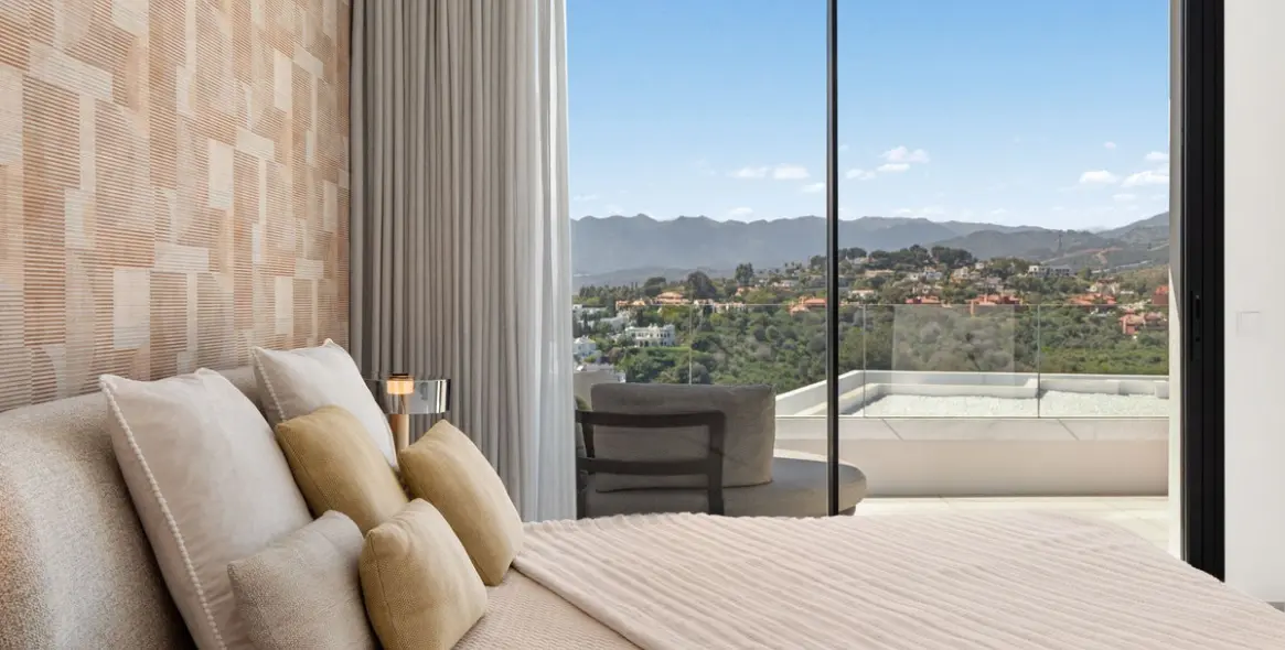 Venta de ático dúplex en Marbella 10