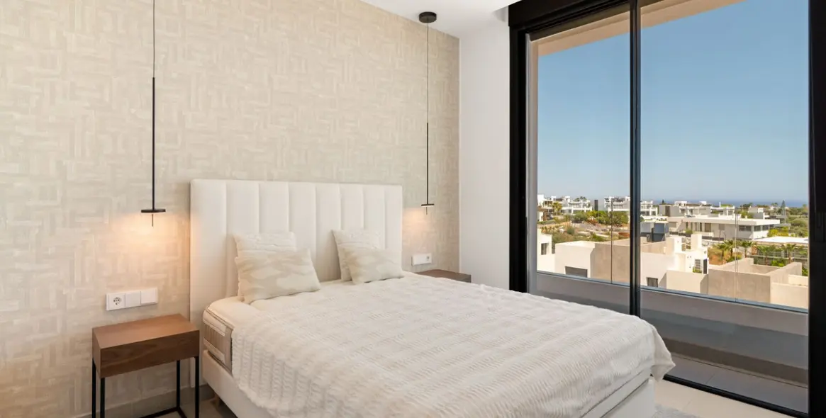 Venta de ático dúplex en Marbella 12