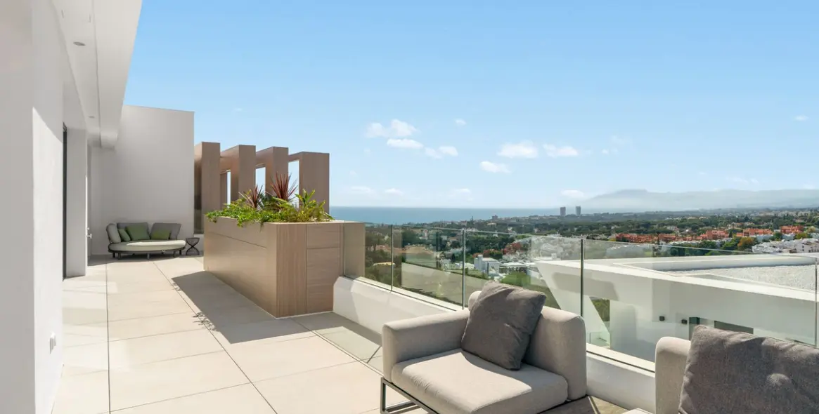 Venta de ático dúplex en Marbella 18