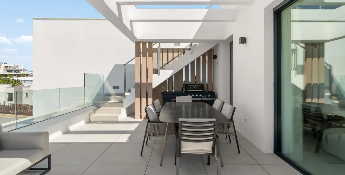 Venta de ático dúplex en Marbella 19