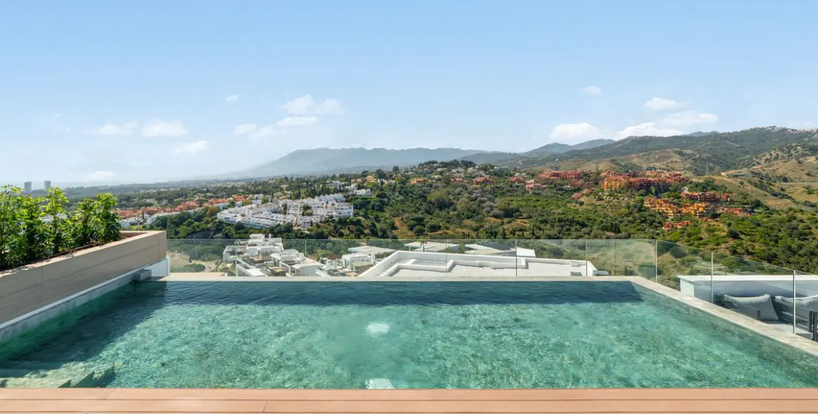 Venta de ático dúplex en Marbella 21