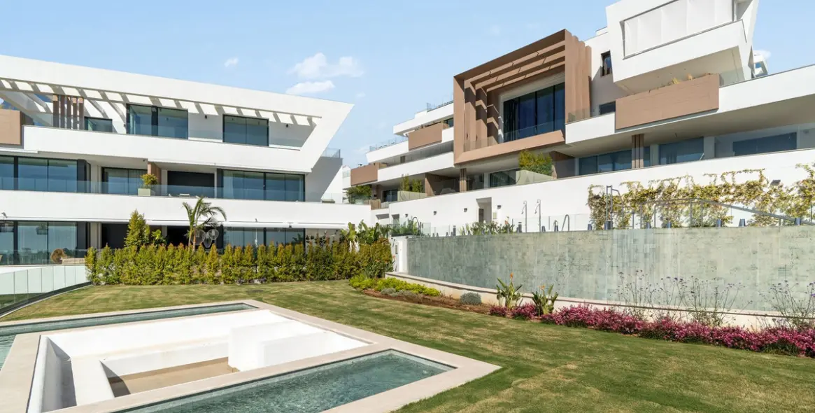 Venta de ático dúplex en Marbella 25