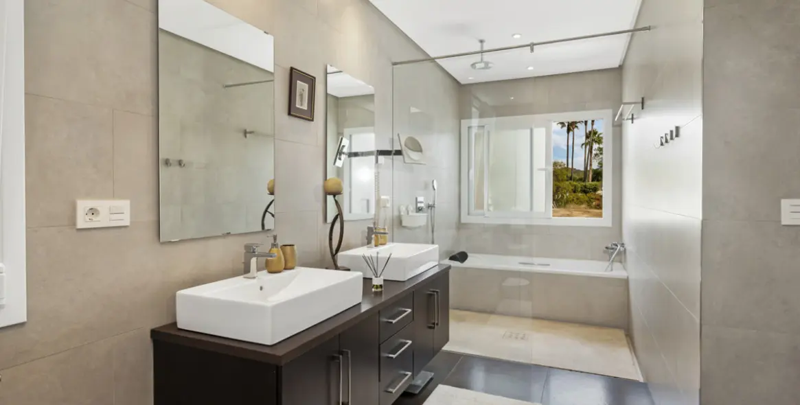 Venta de villa independiente en La Quinta 31