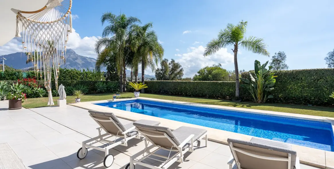 Venta de villa independiente en La Quinta 44