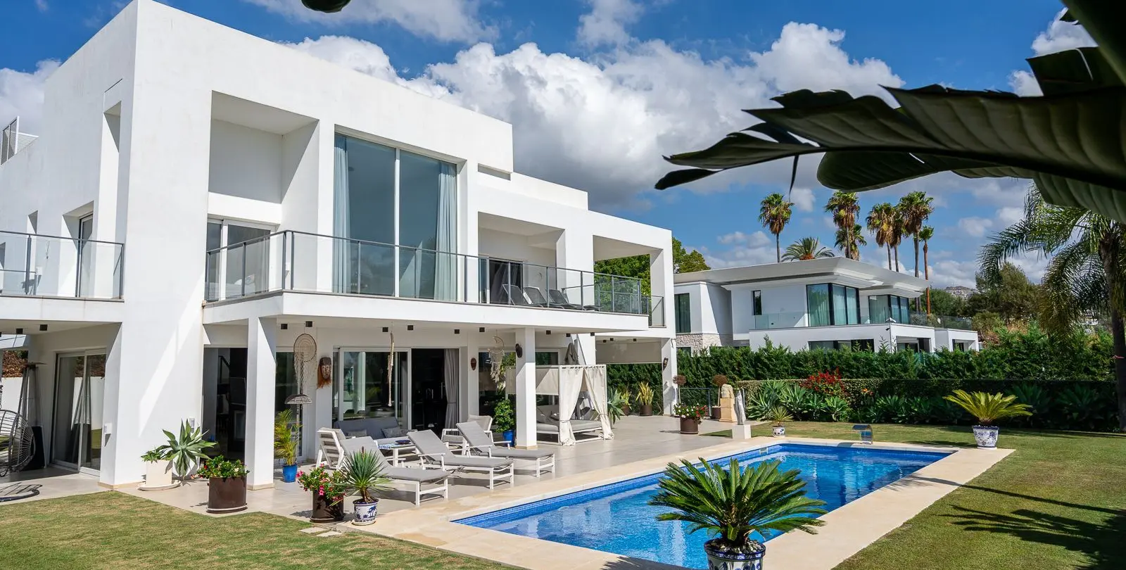 Venta de villa independiente en La Quinta 1