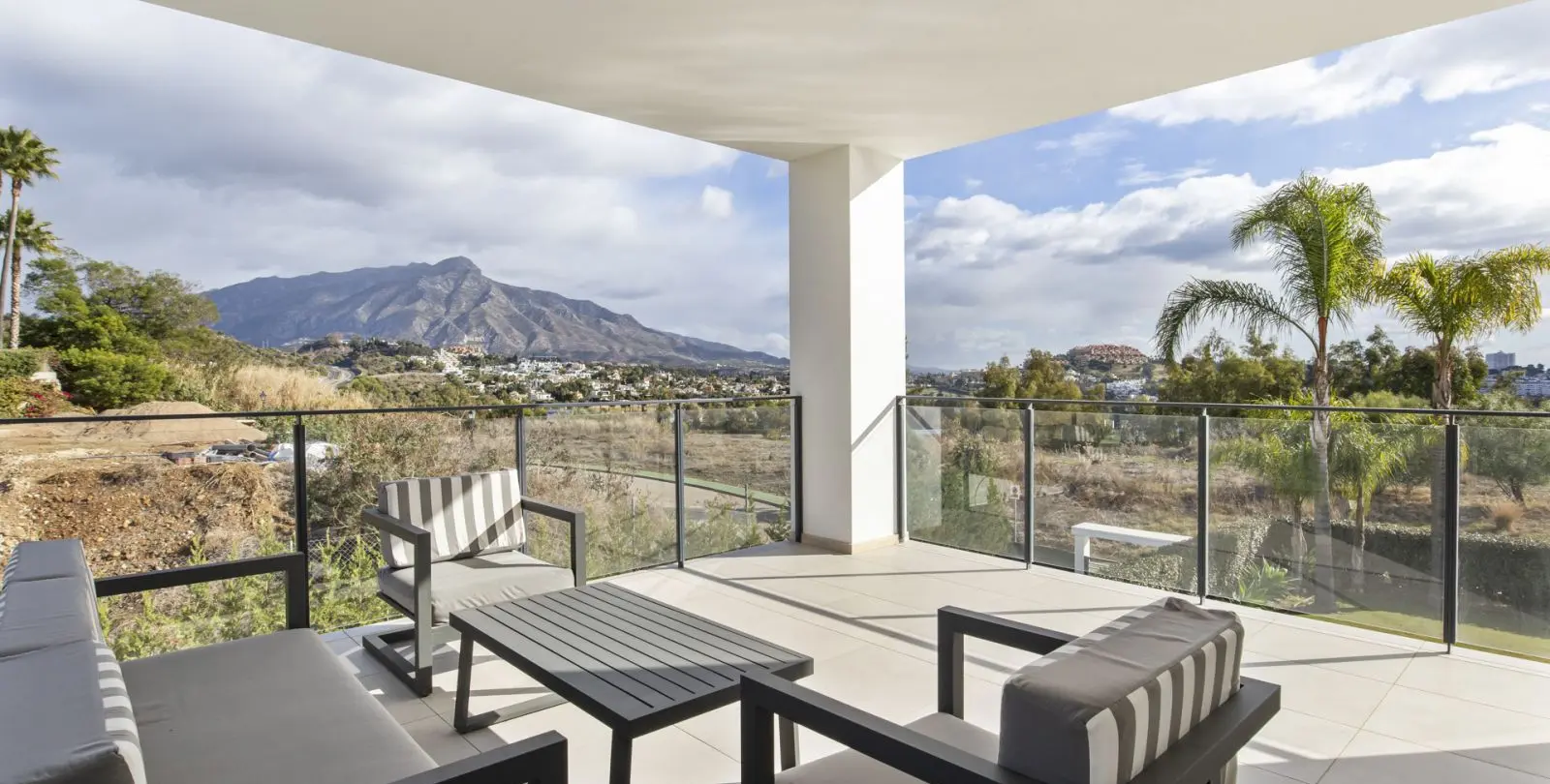Venta de villa independiente en La Quinta 27