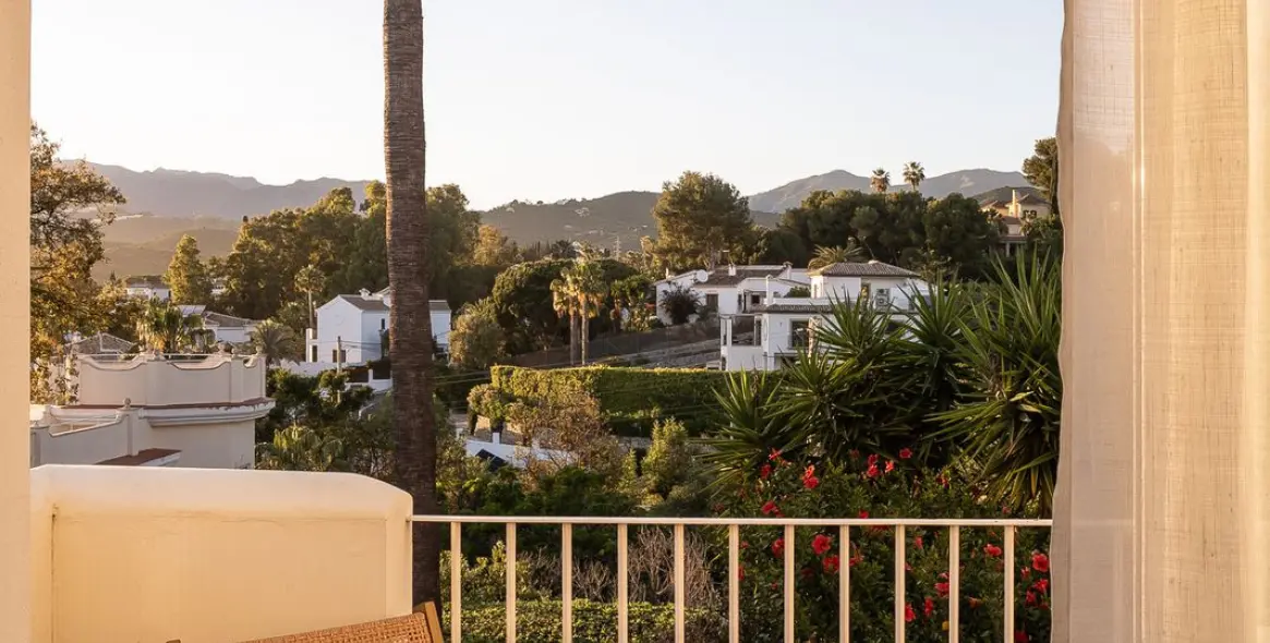 Продажа  отдельно стоящей виллы в El Rosario 23