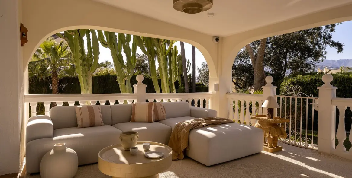 Продажа  отдельно стоящей виллы в El Rosario 66