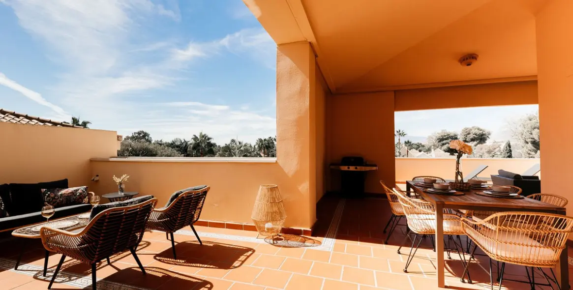 Alquiler a corto plazo de ático en Puerto Banús 2