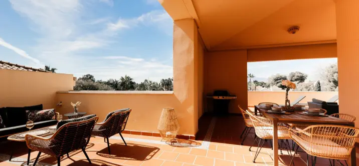 Alquiler a corto plazo de ático en Puerto Banús 1