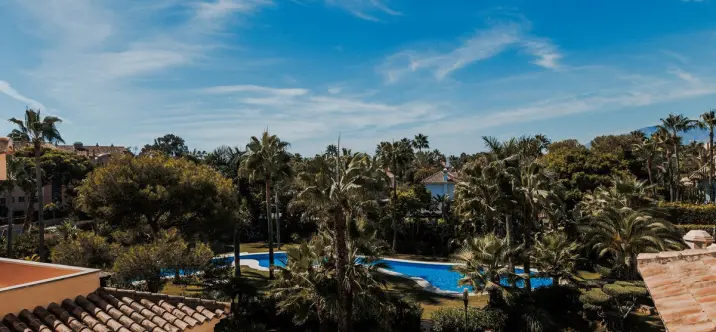 Alquiler a corto plazo de ático en Puerto Banús 4