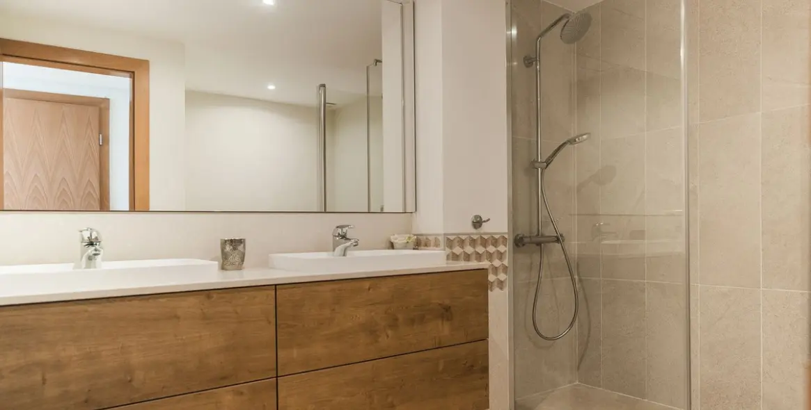 Alquiler a corto plazo de ático en Puerto Banús 29