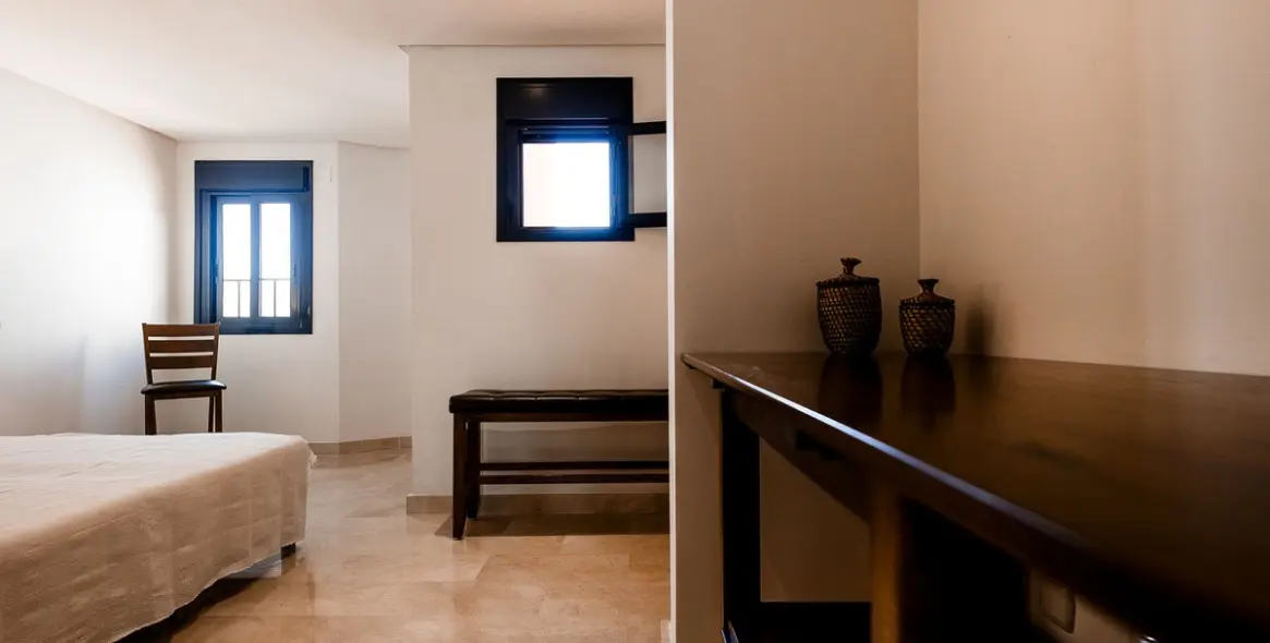 Alquiler a corto plazo de ático en Puerto Banús 31